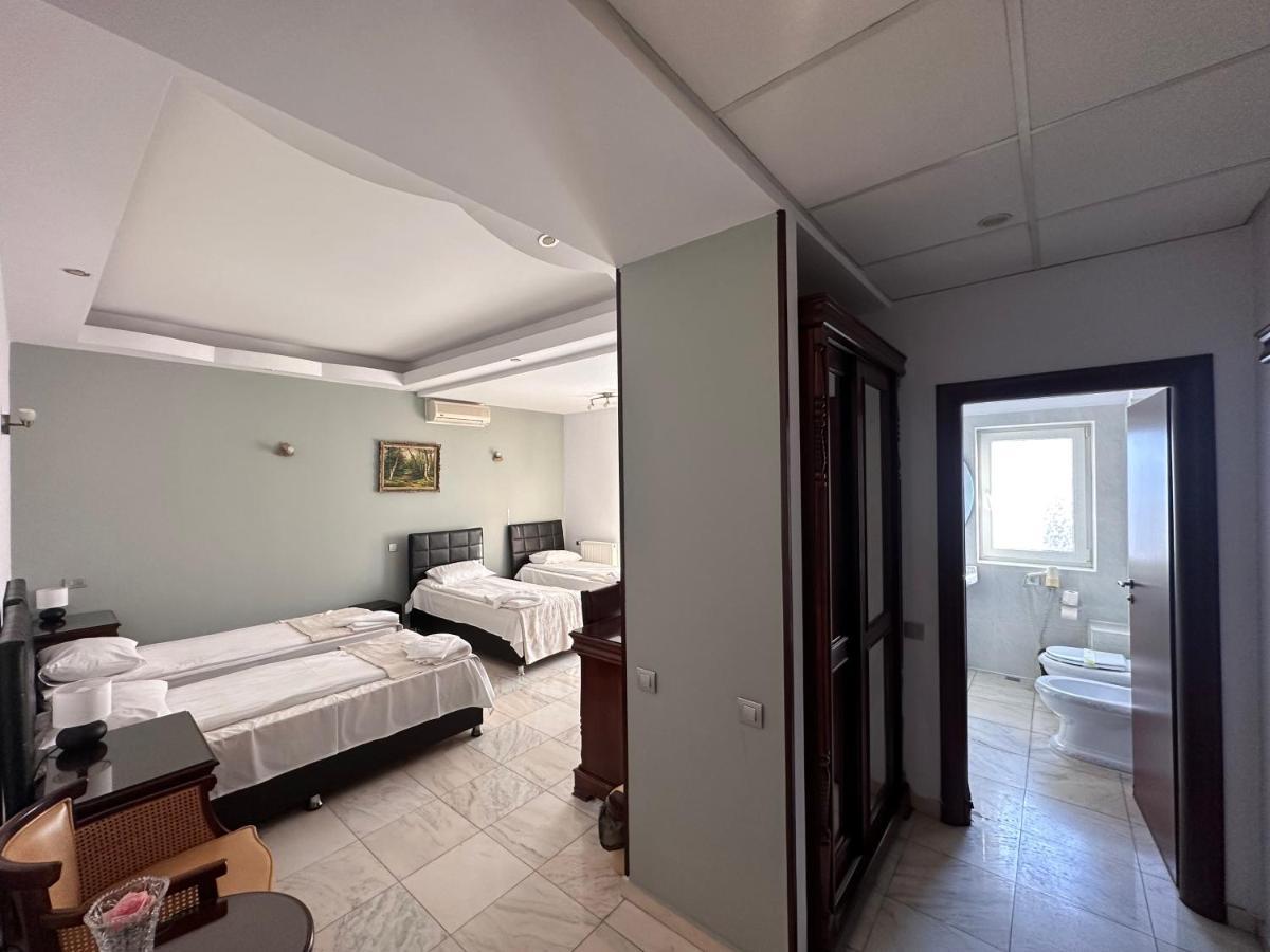 Hotel Bliss Bucharest Exterior photo