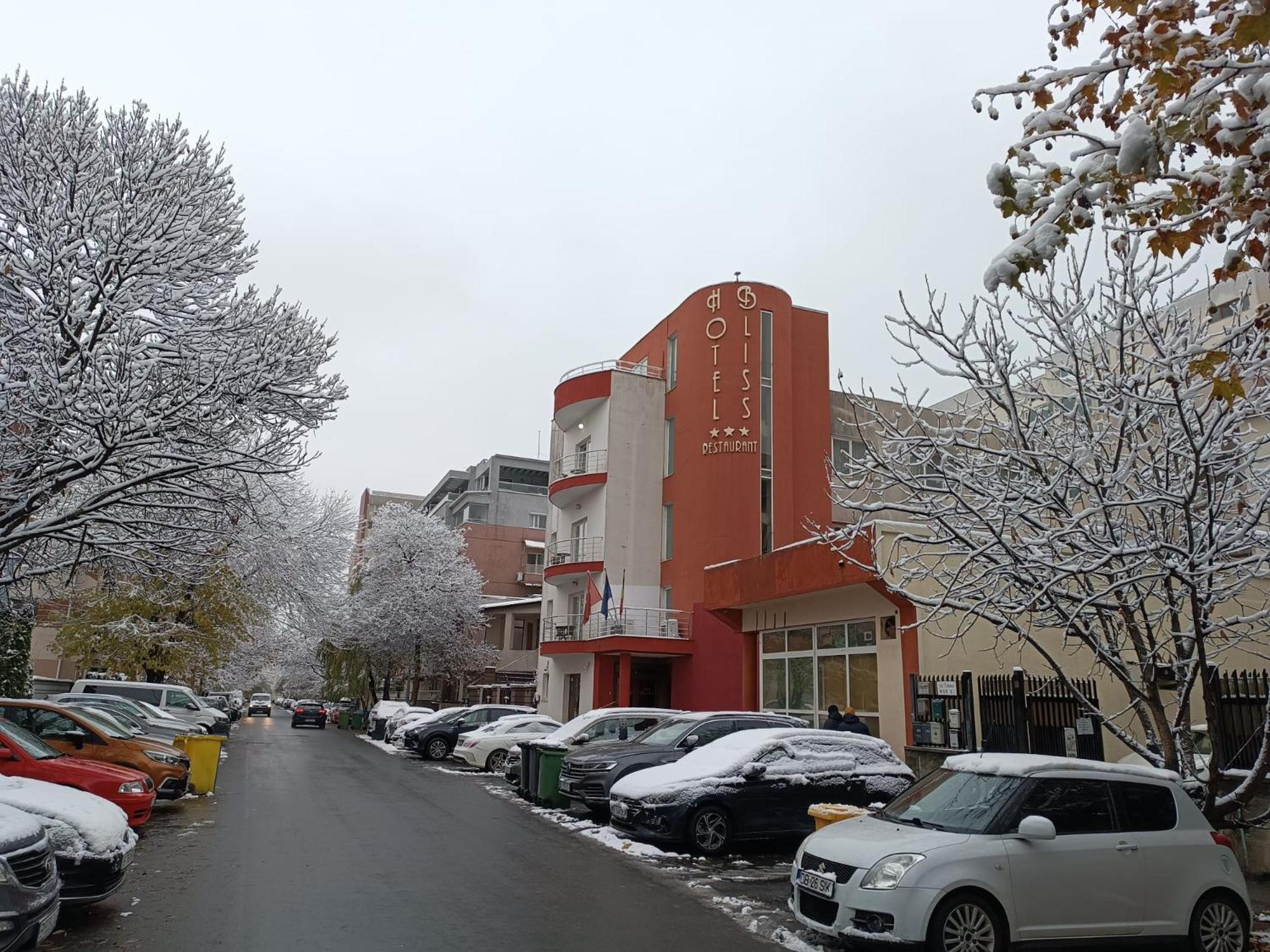 Hotel Bliss Bucharest Exterior photo