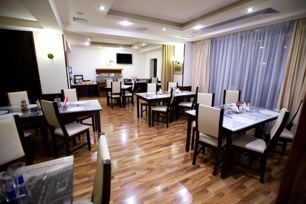 Hotel Bliss Bucharest Exterior photo